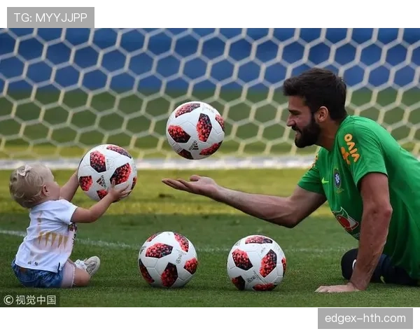 奥布拉克与阿利松谁更胜一筹?顶级门将表现对比揭示当今守门新趋势 奥布拉克与阿利松谁更胜一筹?顶级门将表现对比揭示当今守门新趋势