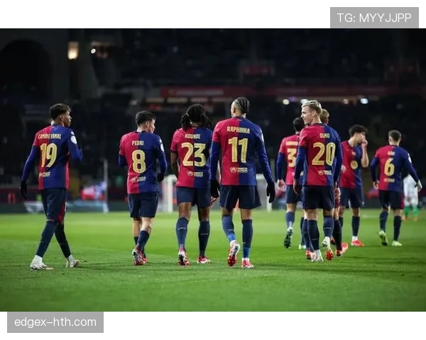 巴萨年轻阵容活力显现，但稳定性不足问题逐步反映在战绩中